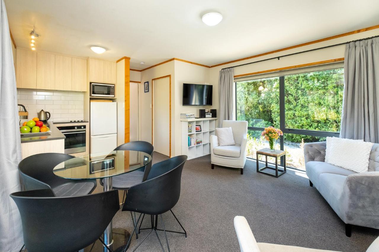 Lawn Cottages Clive Εξωτερικό φωτογραφία