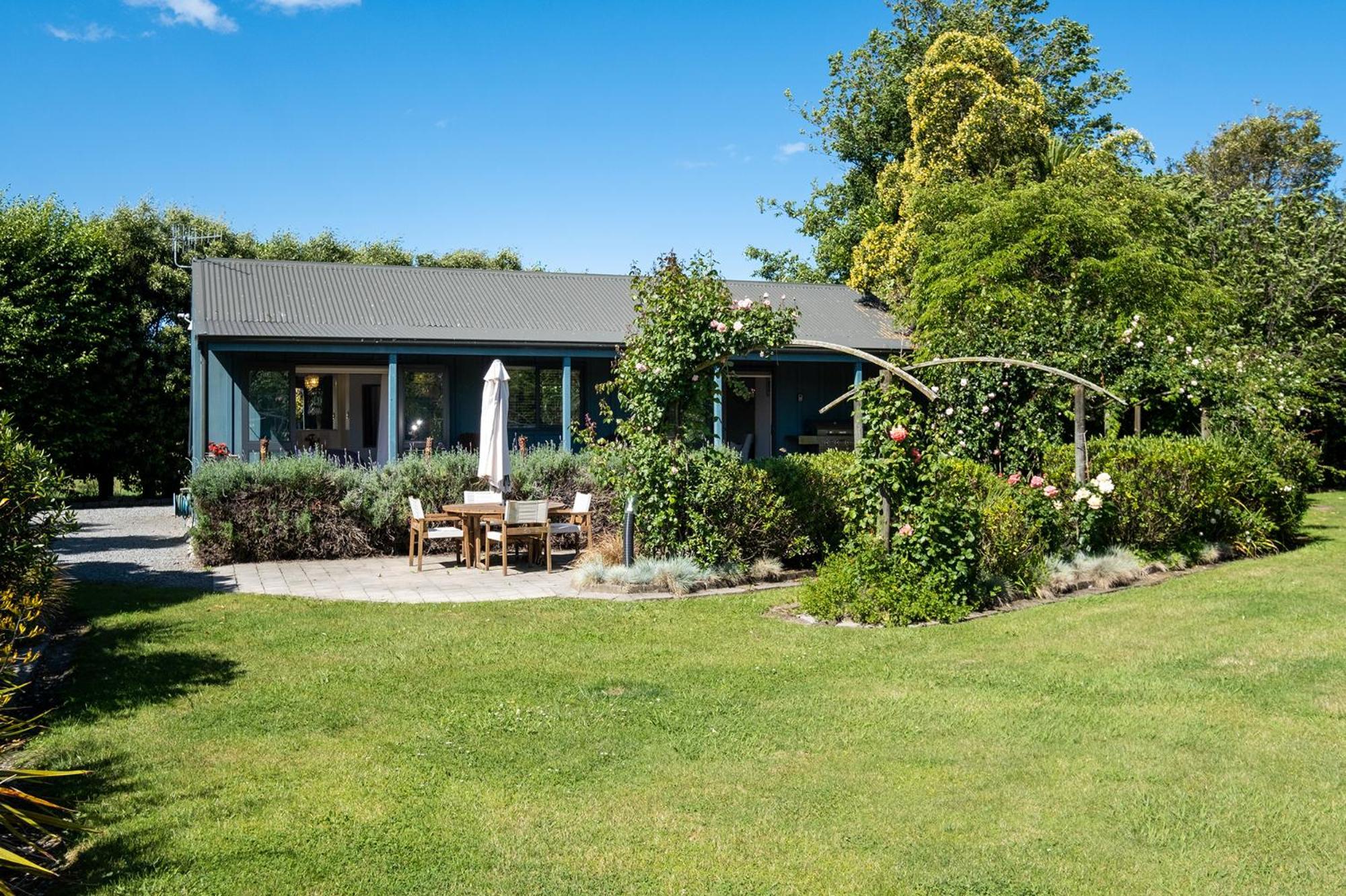 Lawn Cottages Clive Εξωτερικό φωτογραφία